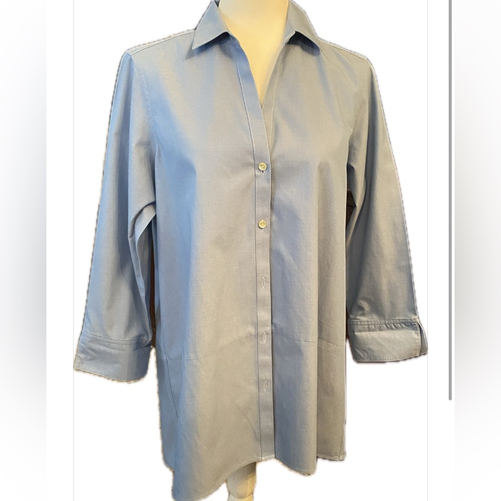 Foxcroft: Light Blue Button-Up Shirt with drop tail